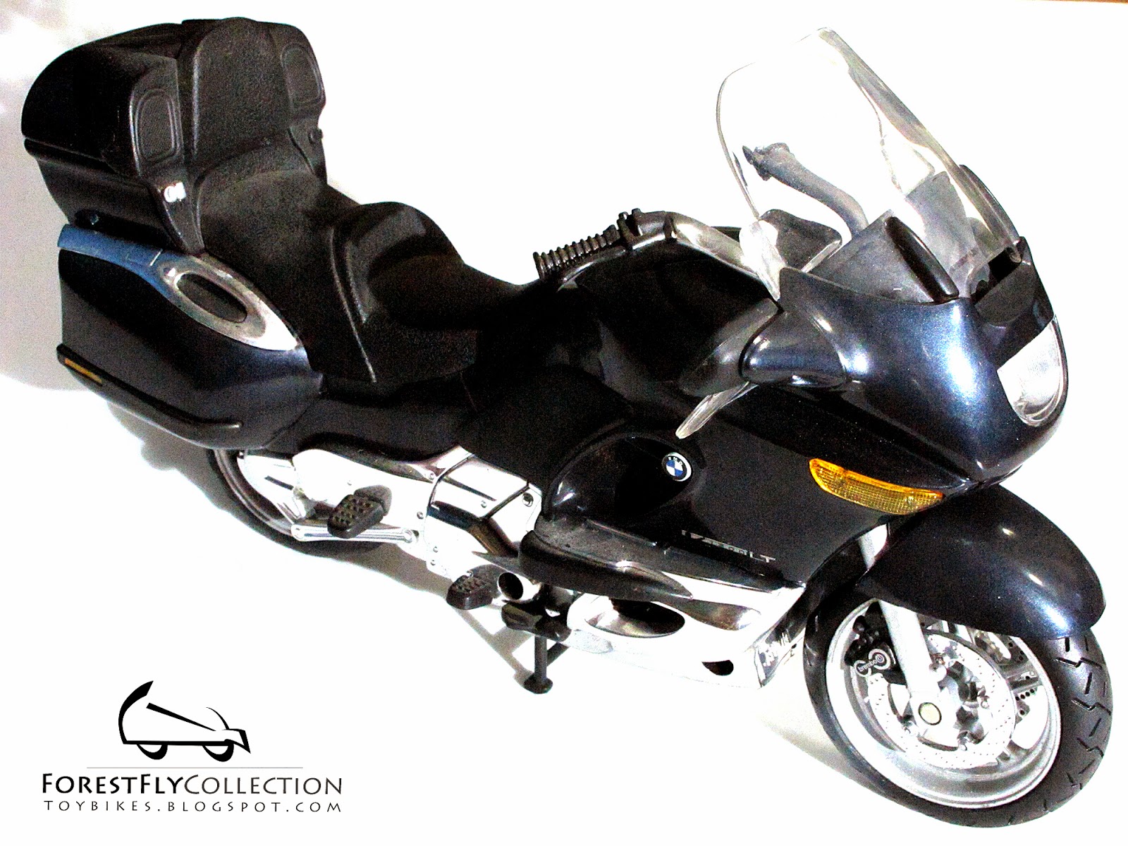 1:12 scale BMW K1200LT 2009