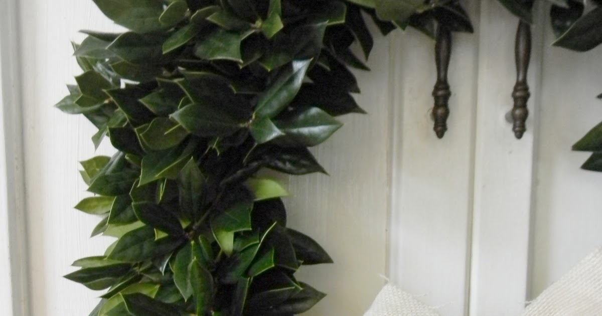 simply homemade DIY Holly wreath tutorial