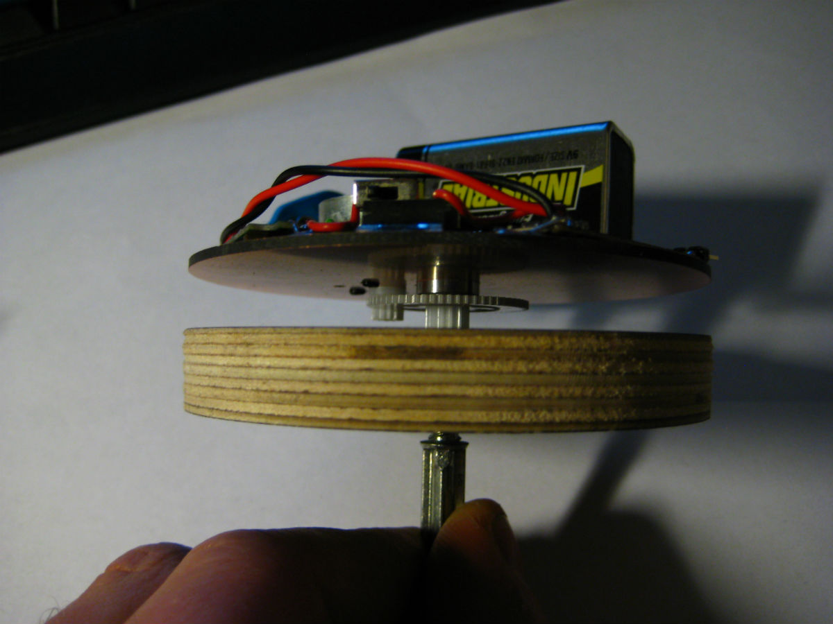 Payload rollstabilizer for spinning rocket Dzl's Evil Genius Lair