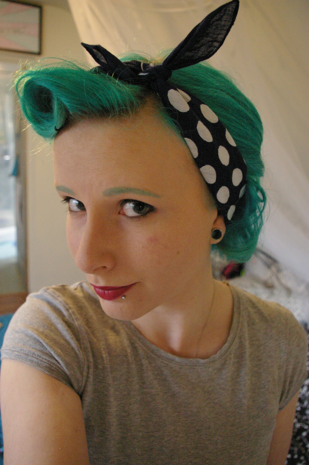 Mousey Coloured Hair