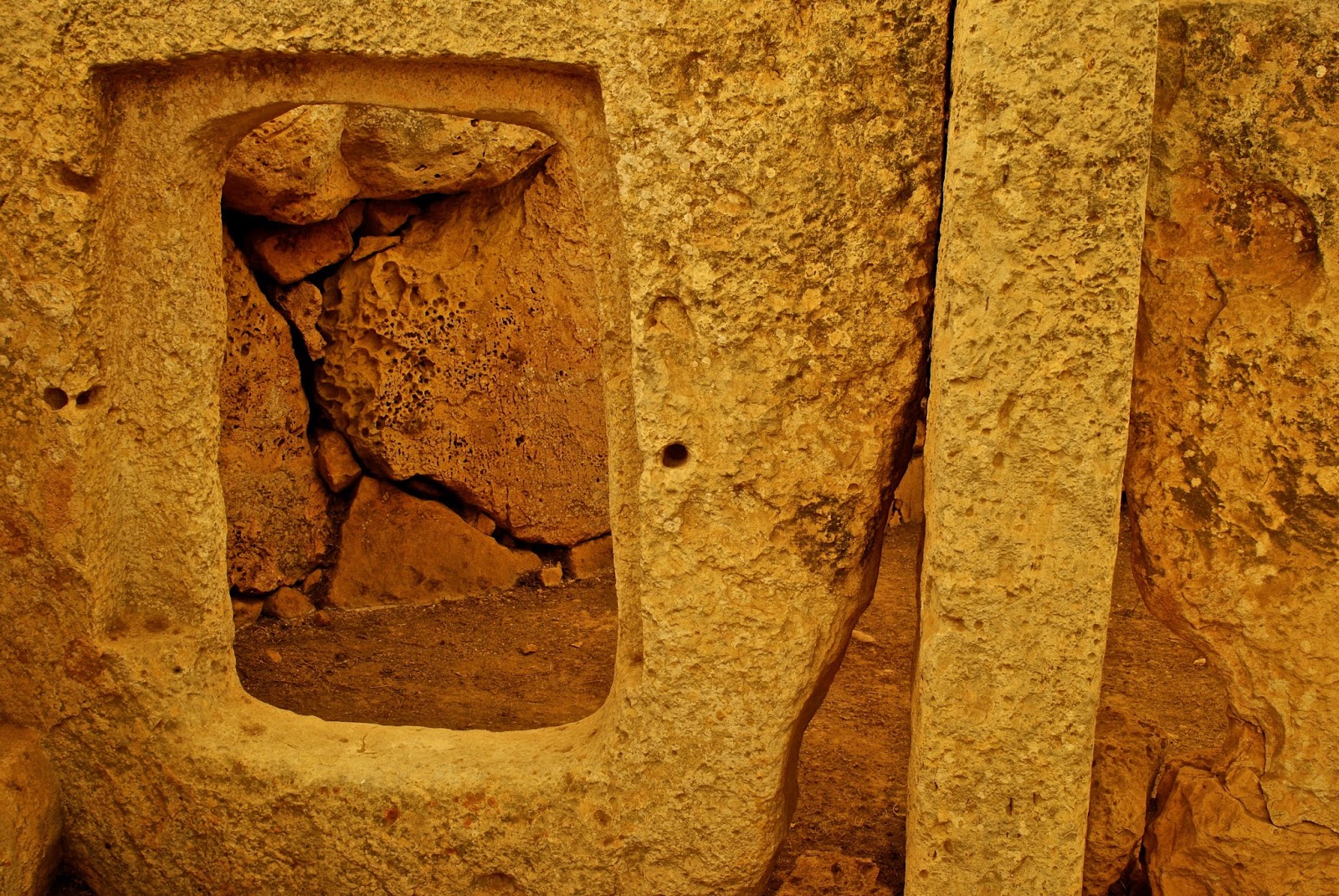 Prehistoric Megalithic Temples of Malta tour : Hagar Qim Prehistoric Megalithic Temples of Malta tour : Hagar Qim
