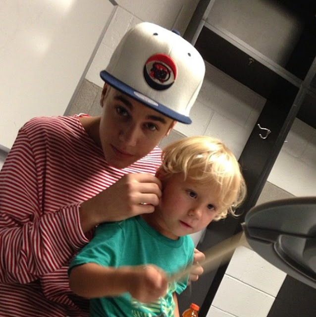 Jaxon y Jeremy en el concierto de Justin en Boston Justin Bieber Noticias