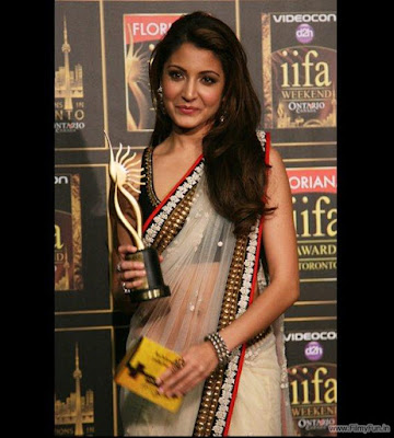 Anushka Sharma looks pretty
