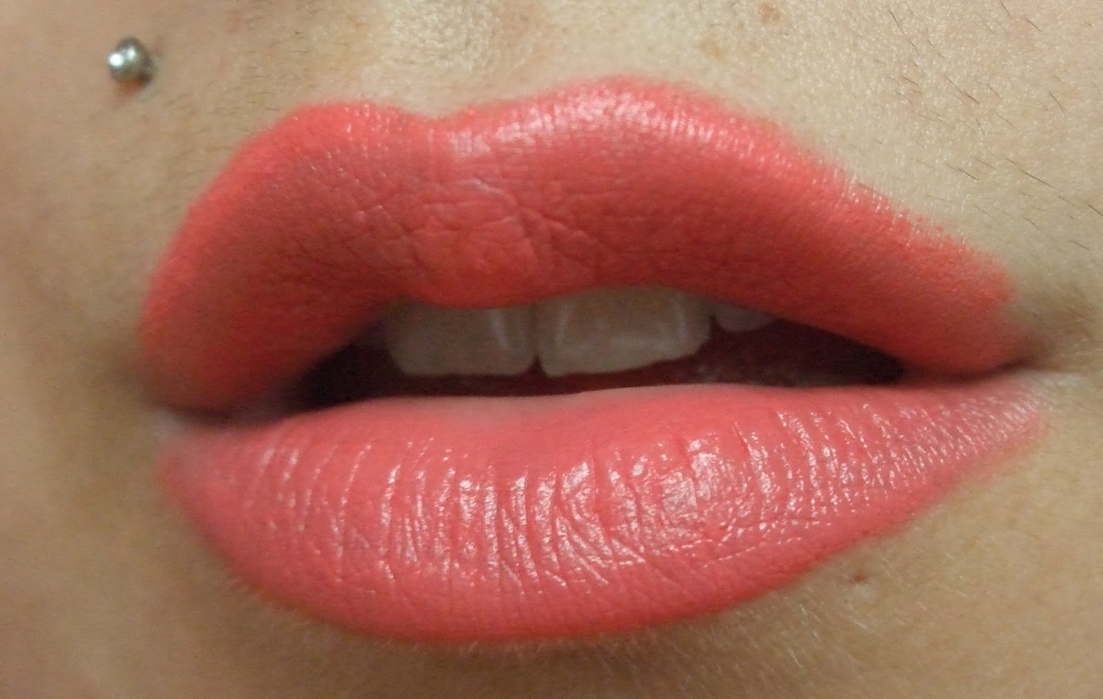 Confessions of a Cosmeholic MAC Amplified Lipstick in Vegas Volt