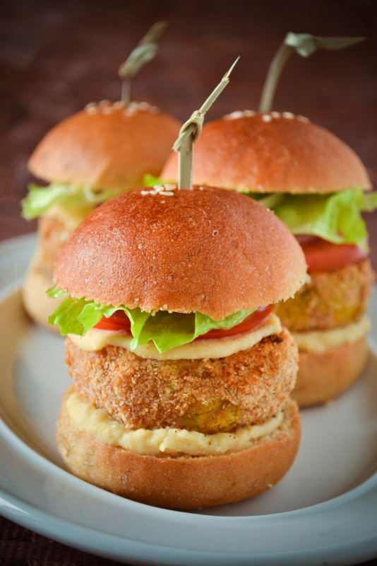 WHOLE WHEAT BURGER BUNS VEGAN BURGER BUN RECIPE kurryleaves