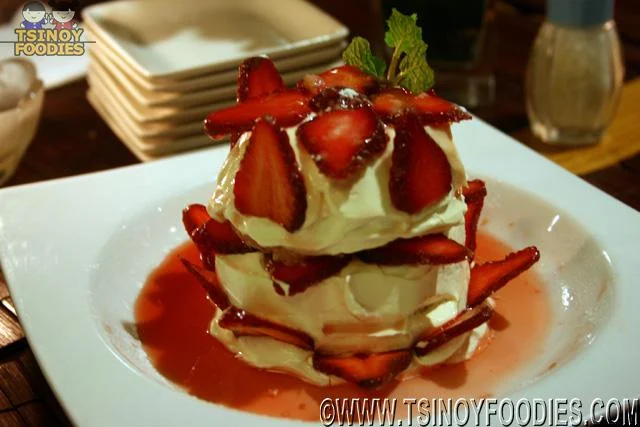 traditional strawberry shortcake
