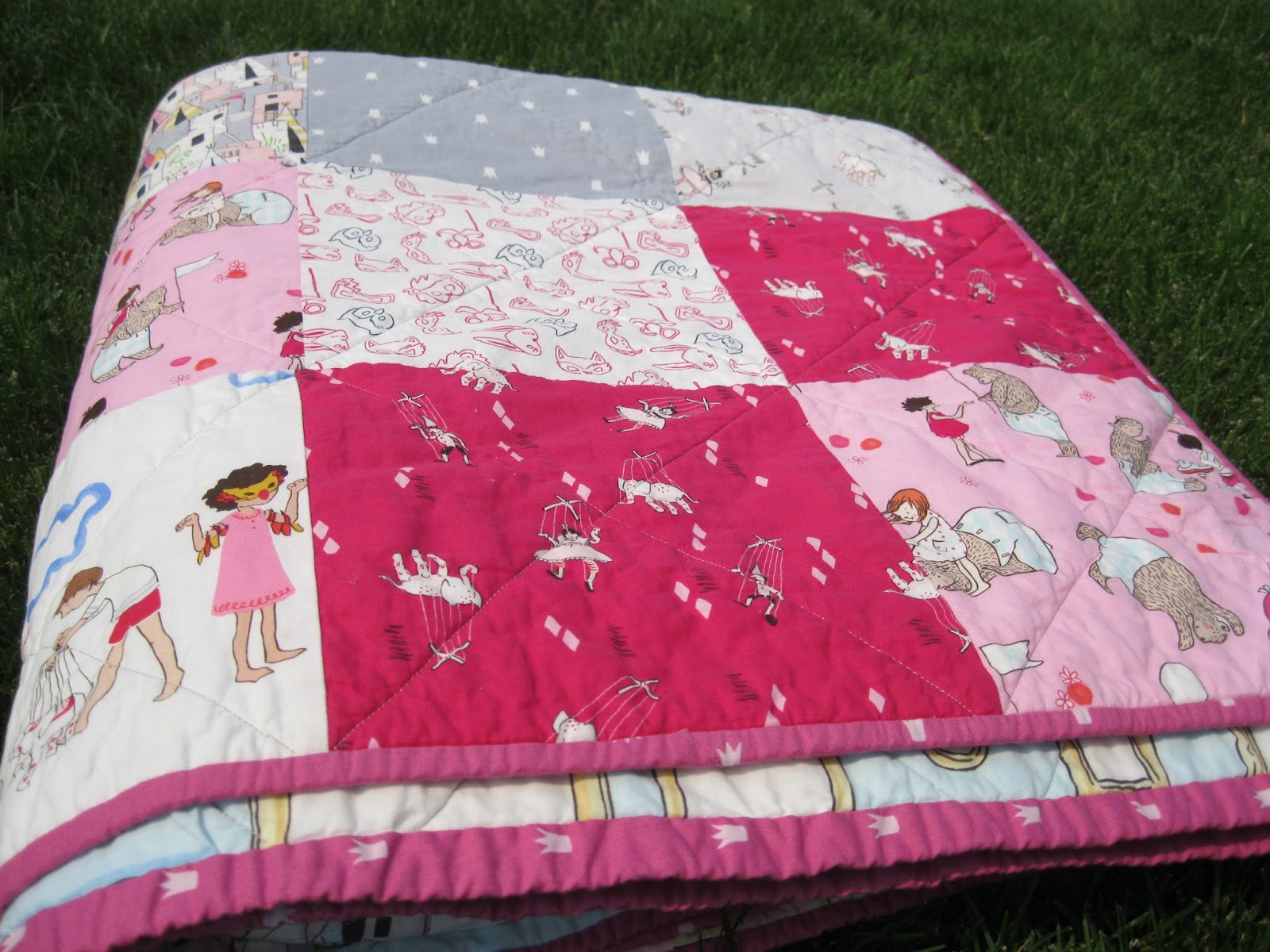 Robot Mom Sews The Largest Quilt I've Ever Done!