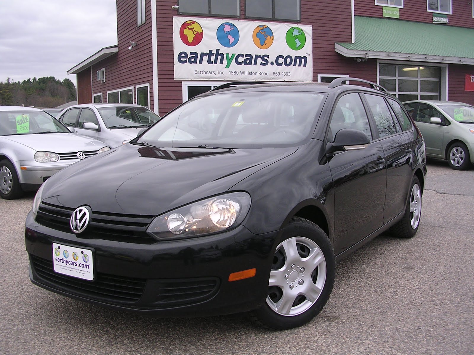 ... : EARTHY CAR OF THE WEEK: 2010 Black Volkswagen Jetta Sportswagen S