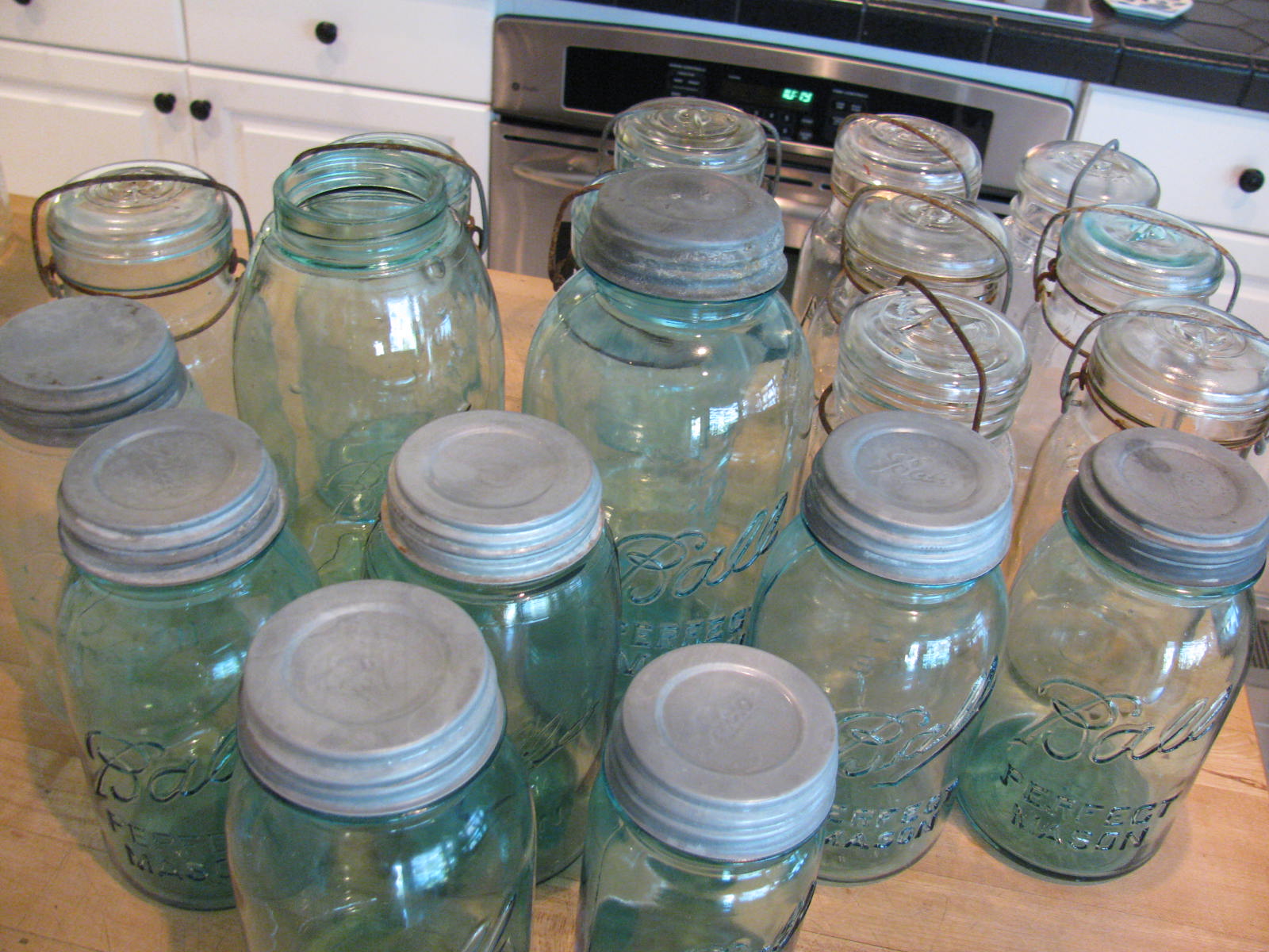 MAY DAYS How To Clean Zinc Lids from Ball Jars