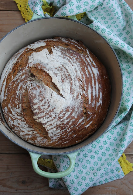 No Knead Bread mit Vollkorn