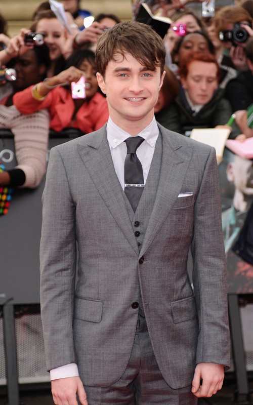 Emma Watson, Danielle Radcliffe, Rupert Grint And More Do The “Harry Potter and the Deathly Hallows Part II” Premiere