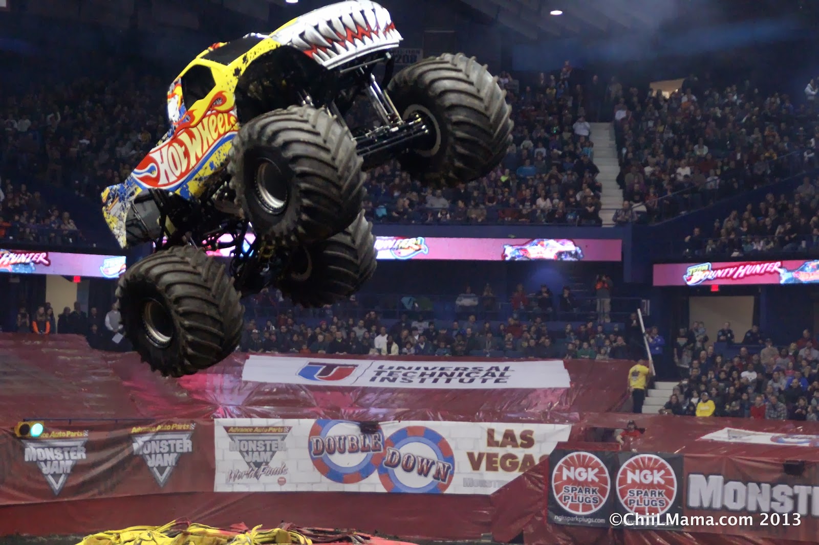 Monster Jam Chicago: Allstate Arena hosting monster truck show