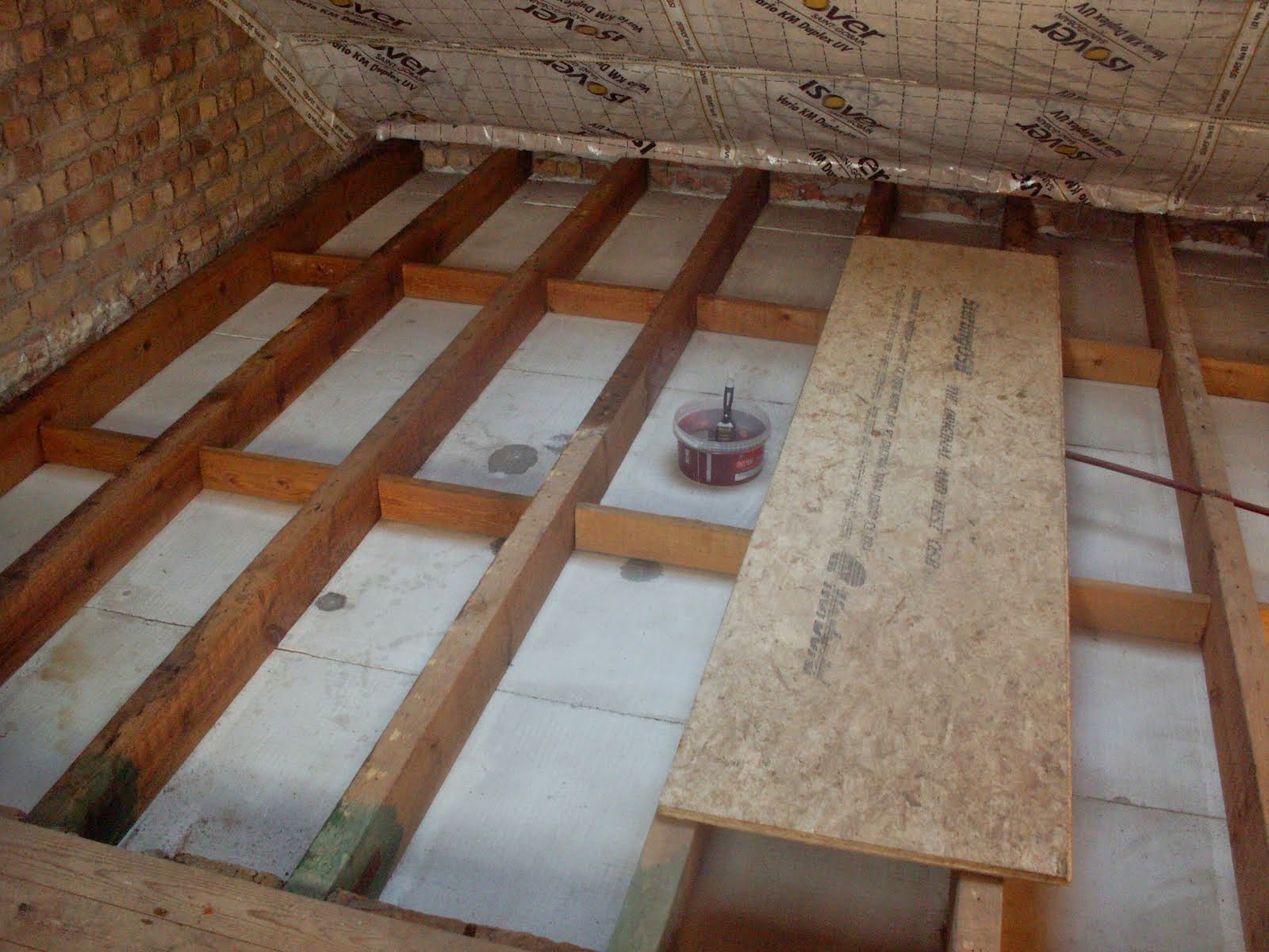 verbouwing van ons ouderlijk huis zoldervloer uitbreken dag 3