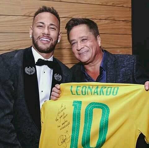 Turnê Canto Bebo E  Choro Leonardo em LEILÃO INSTITUTO NEYMAR JR19/7/2018