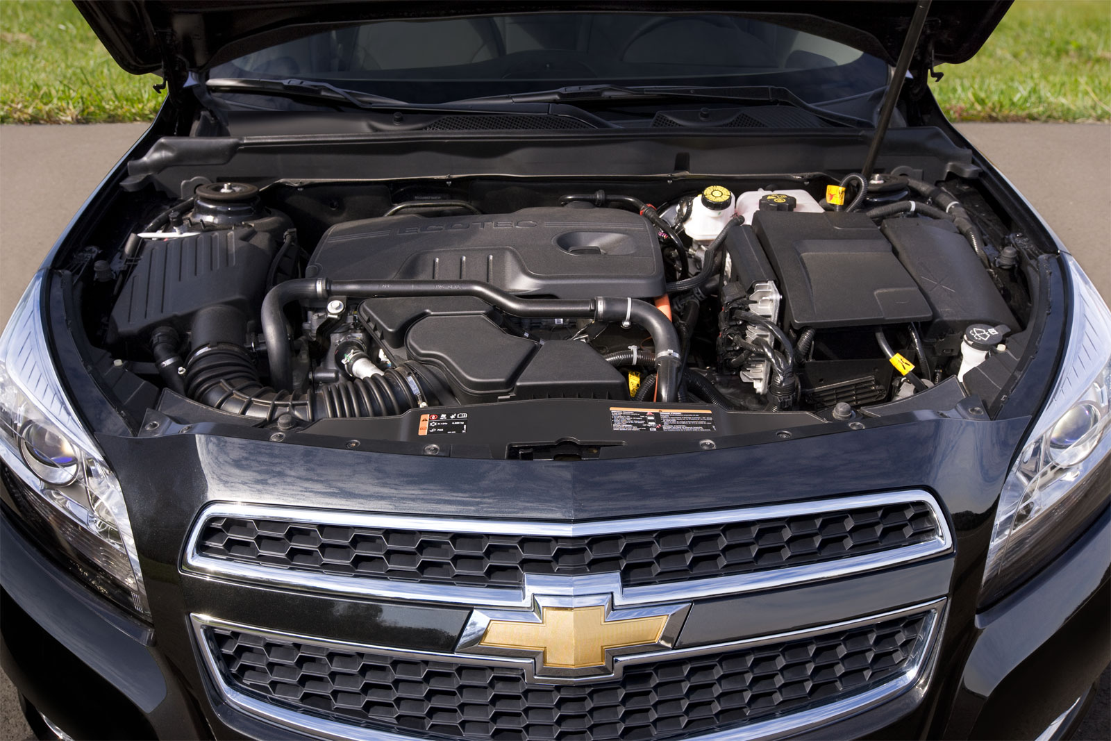 http://2.bp.blogspot.com/-1R6PWuvzdQA/T-sOUjojx9I/AAAAAAAAD-Y/abfiYGcw3SU/s1600/Chevrolet+Malibu+Eco+Hd+Wallpapers+2013_4.jpg