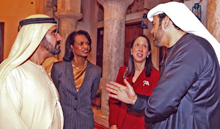 معالي محمد القرقاوي مع صاحب السمو الشيخ محمد بن راشد ووزيرة الخارجية الأميريكة رايس