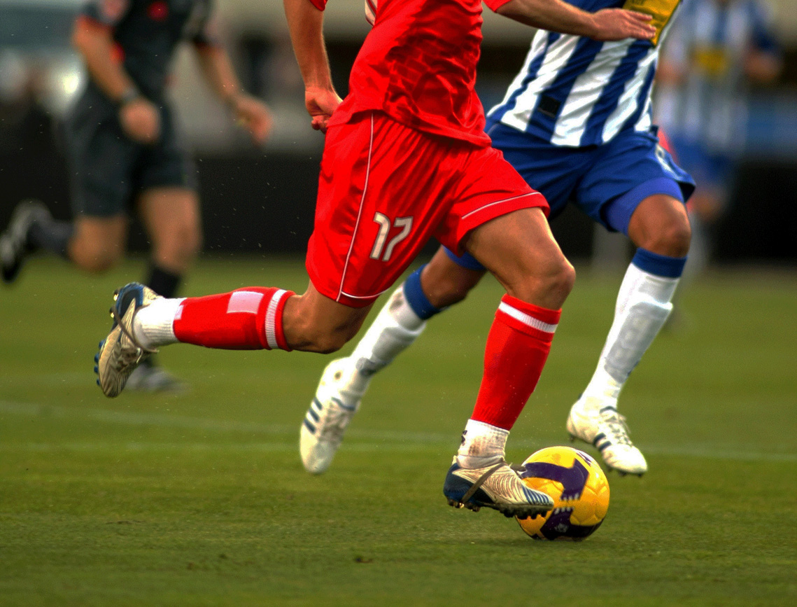 http://2.bp.blogspot.com/-1TLEhXTDj5E/T1YA1wld-GI/AAAAAAAAciY/Drs8b5ci86U/s1600/Football+(13).jpg