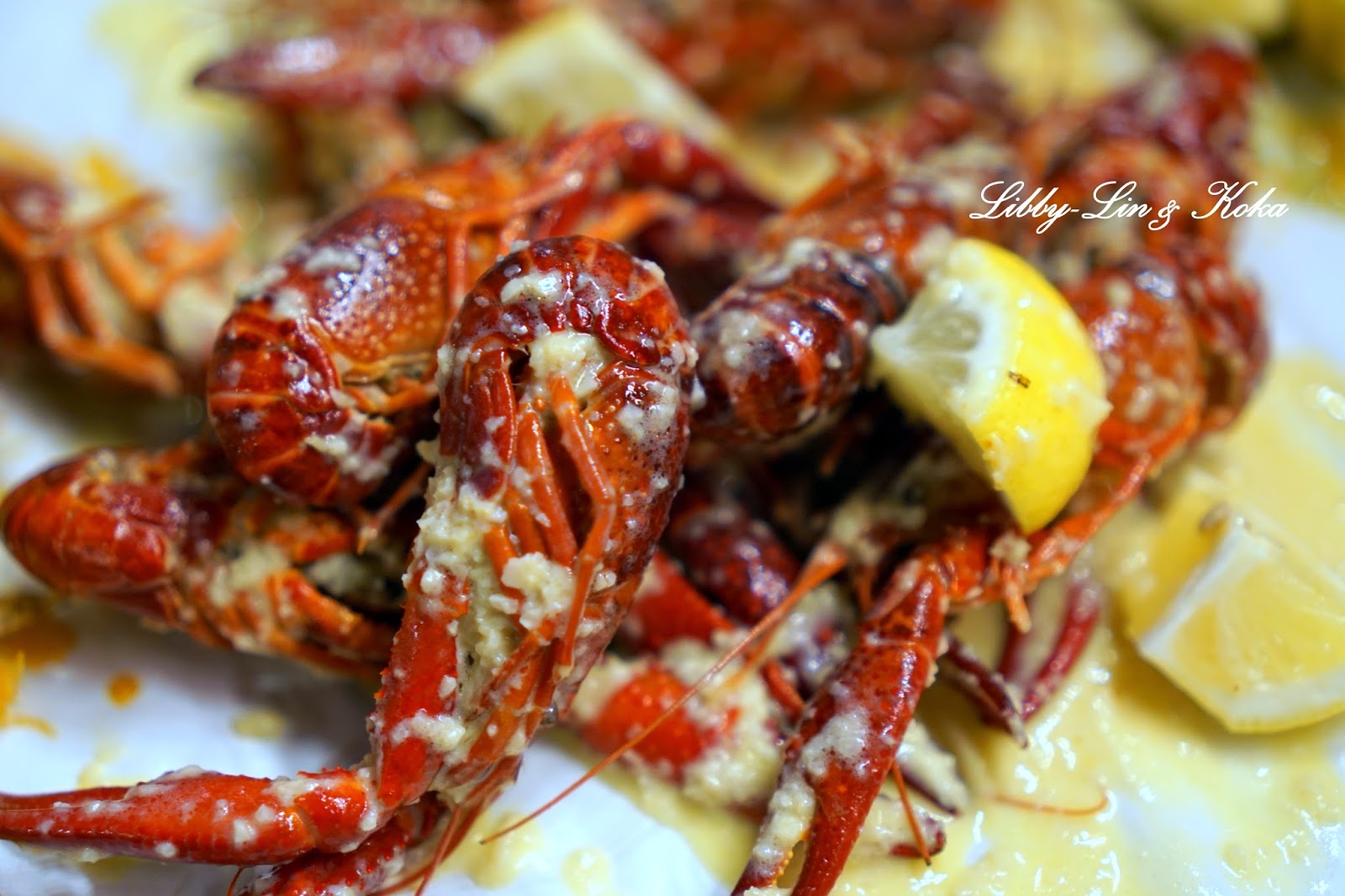 LibbyLin & Koka Off to The Boiler for SEAFOOD! )