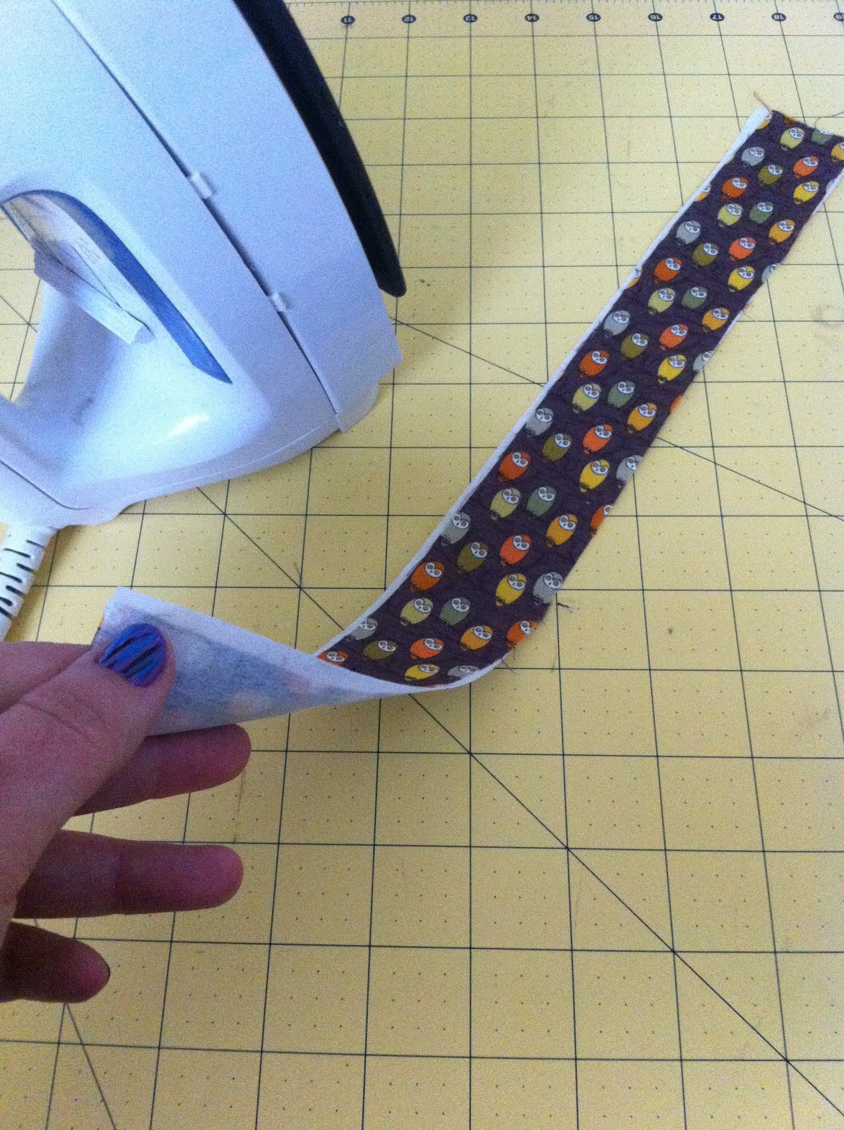 Sew make up your mind Cat (or dog) collar Tutorial!