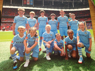 Manchester City Player Escorts - 2011 Community Shield