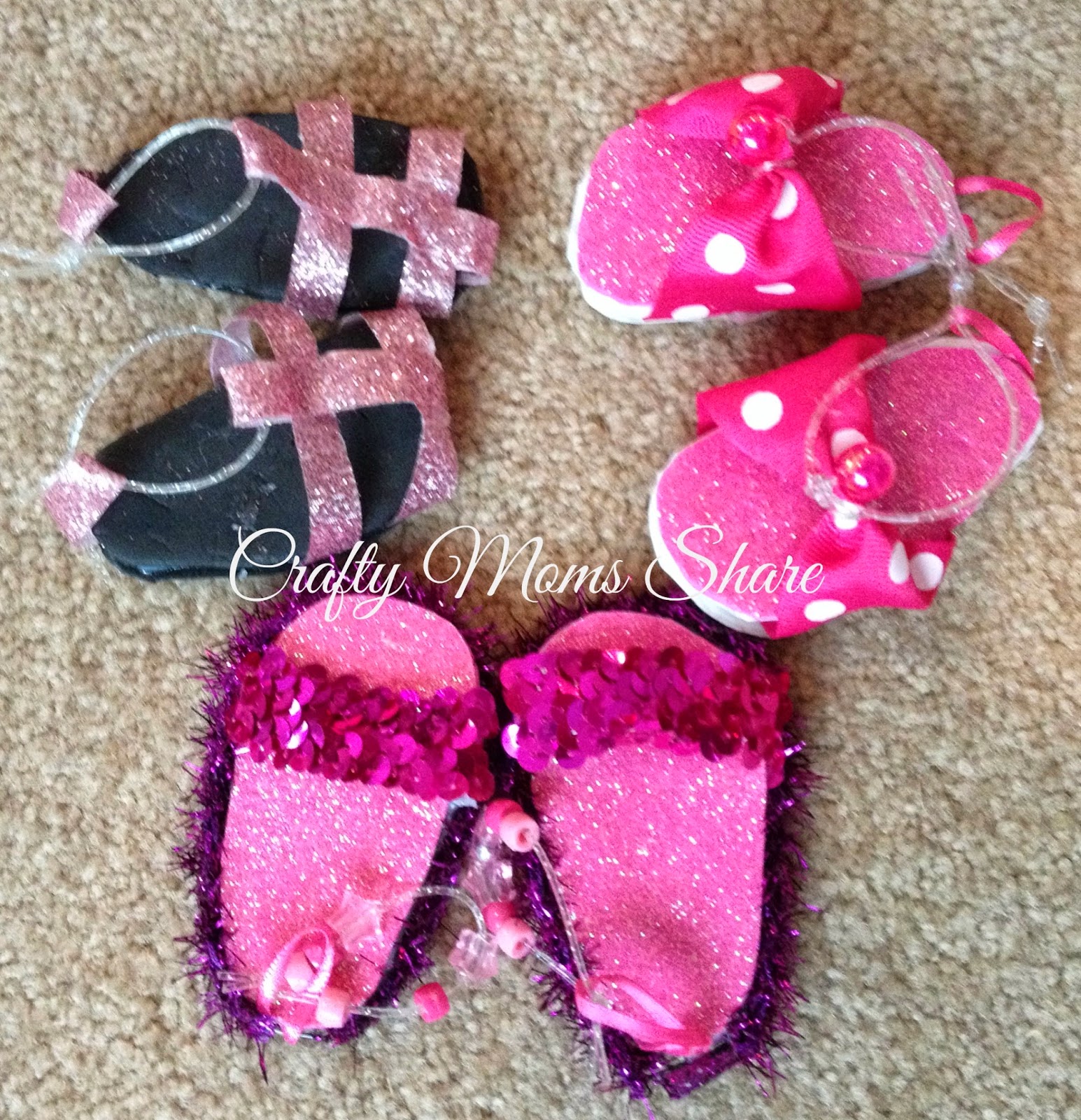 Crafty Moms Share DIY Doll Sandals