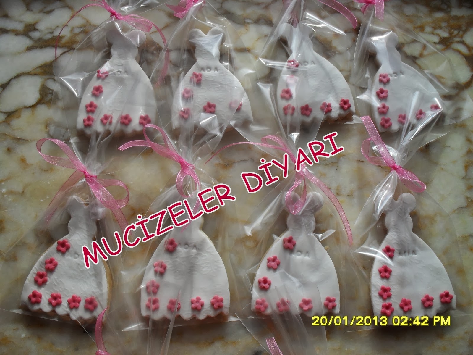 Mucizeler Diyarı ŞEKER HAMURUNDAN KURABİYE