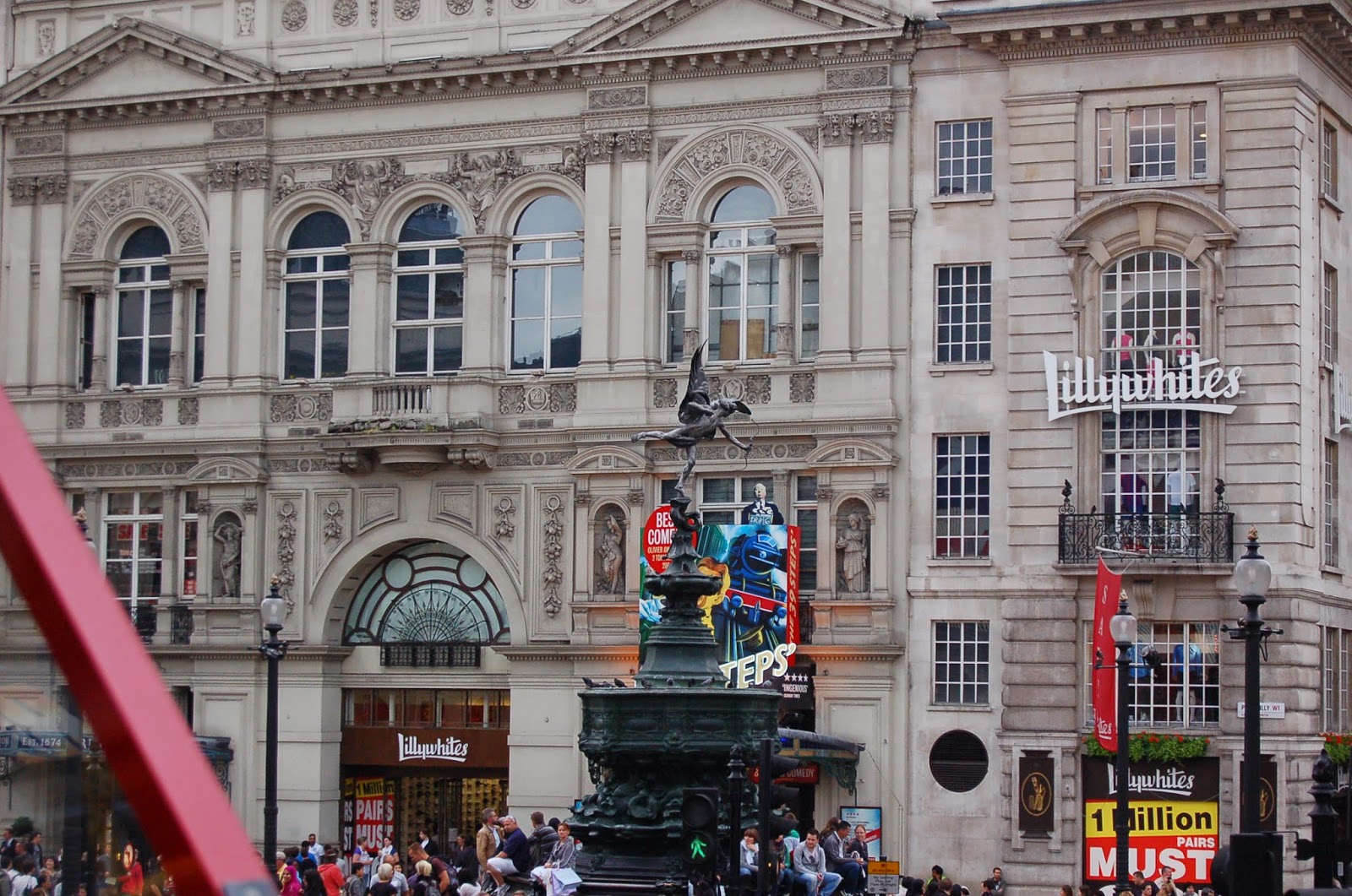 Quintessentially United Kingdom Piccadilly Circus