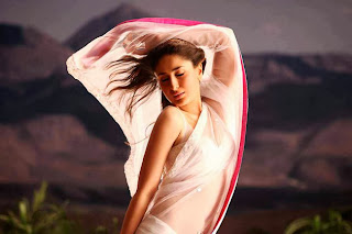 Kareena Kapoor Latest Wallpaper