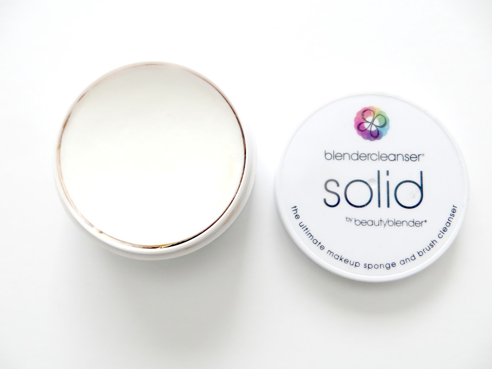 Elle Sees Beauty Blogger in Atlanta Solid Cleansers for Brushes and Beauty Blenders (Options