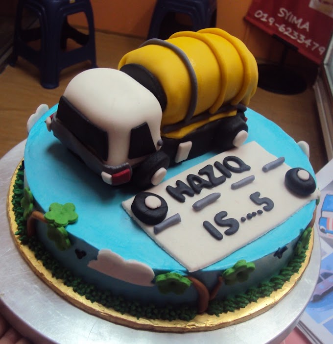 a lorry cake