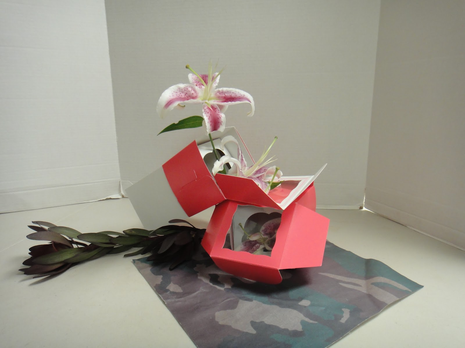 Flowers,Ikebana and I Paper and Ikebana Glory