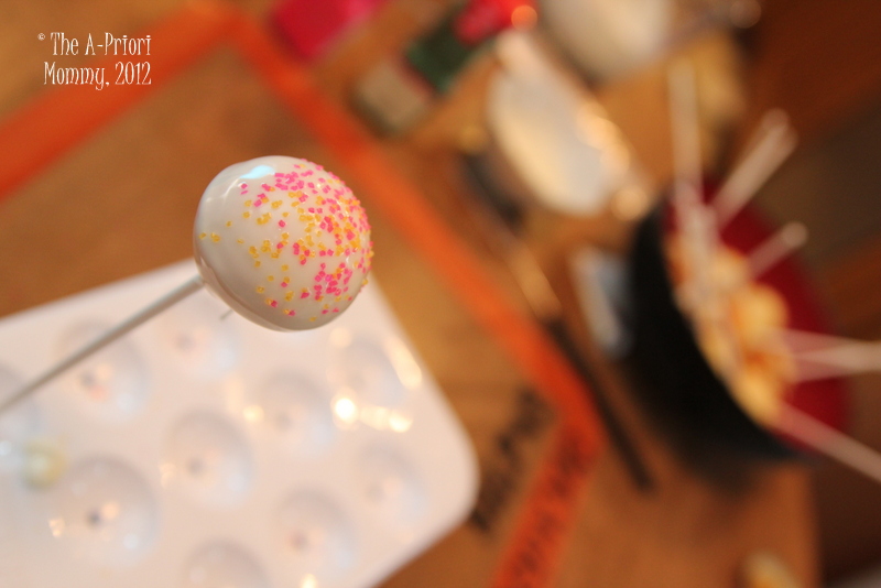 The APriori Mommy Babycakes Cake Pops