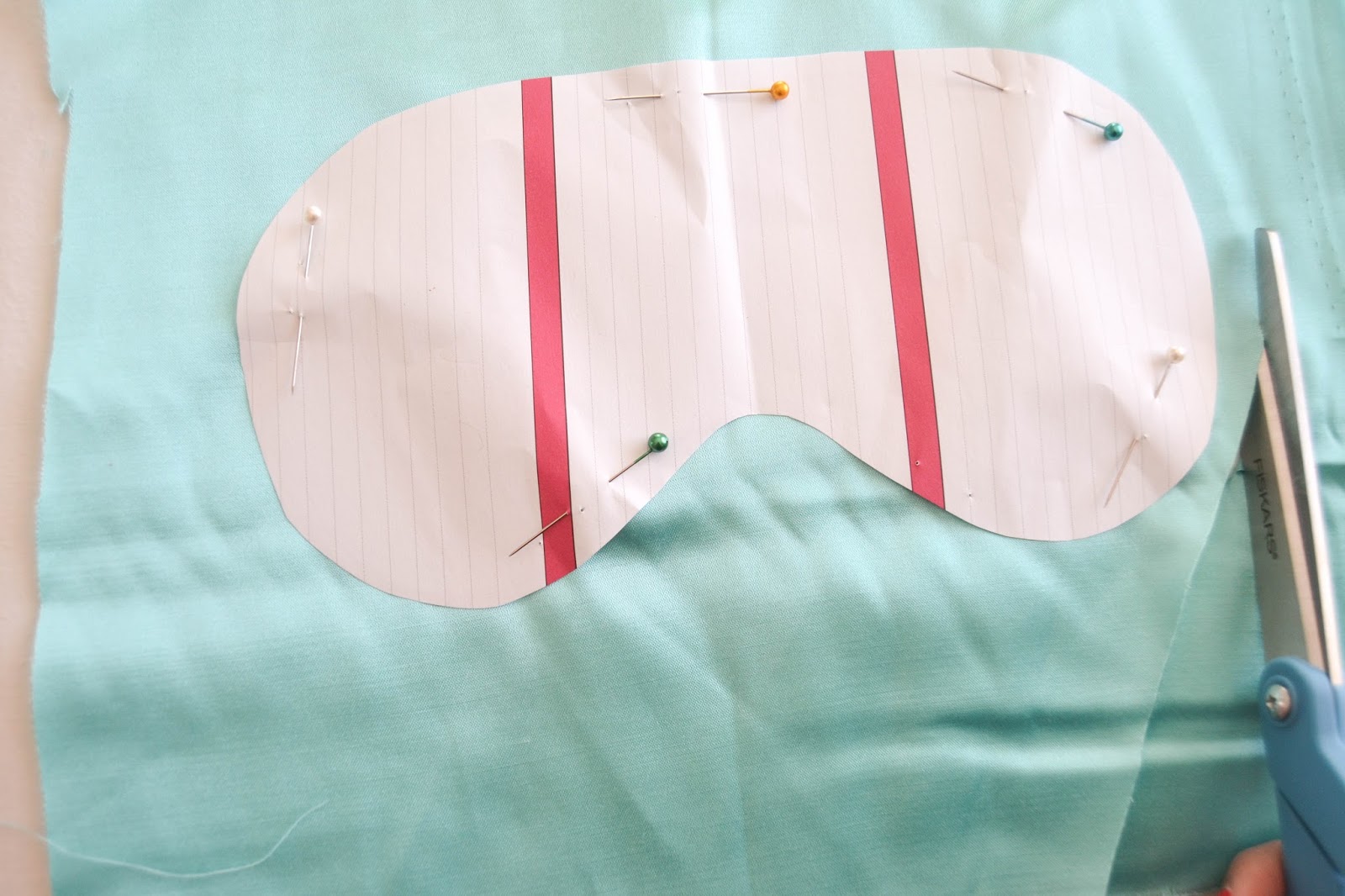 Xo, Melissa Victoria DIY Breakfast At Tiffany's Sleep Mask