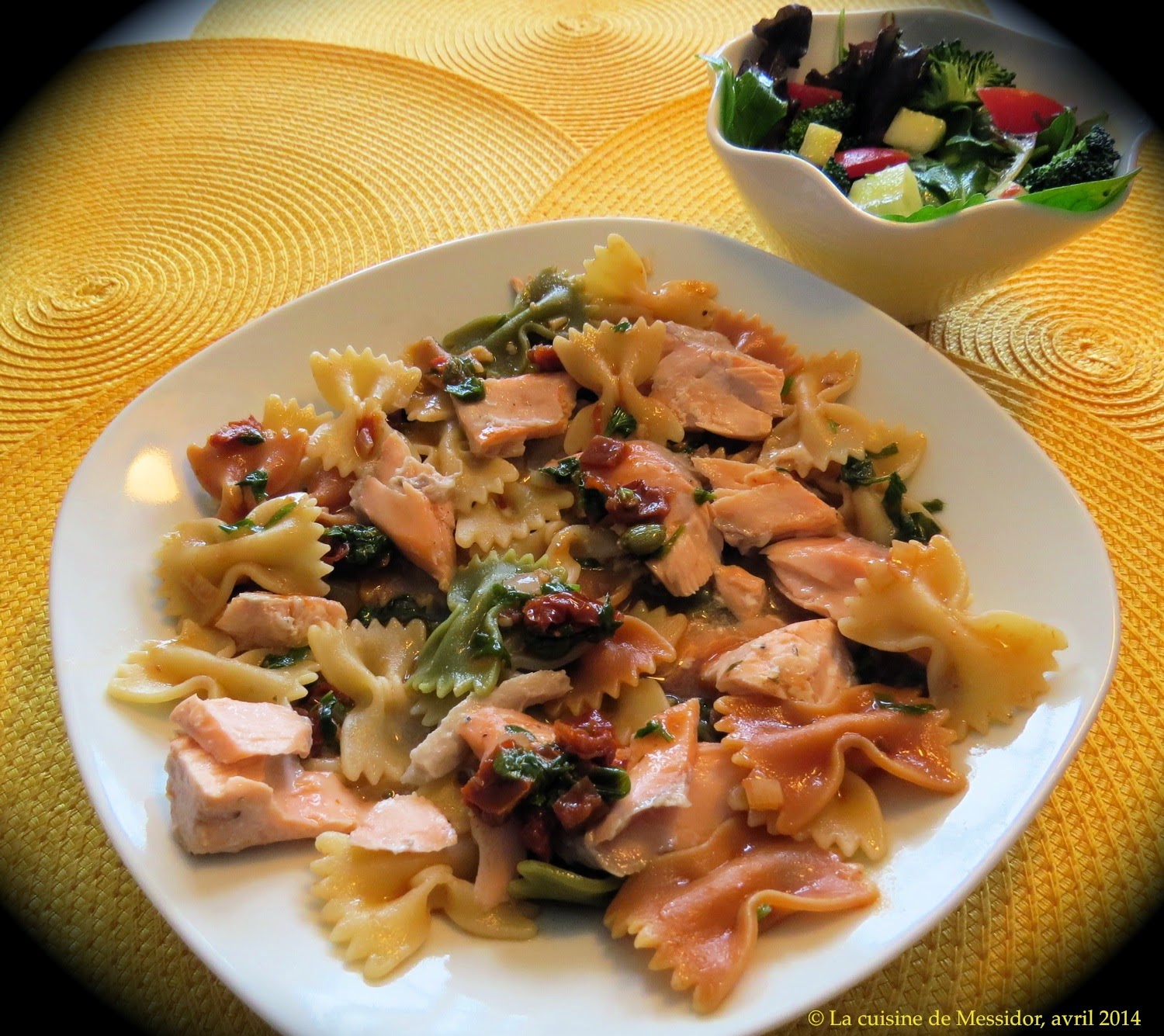 La cuisine de Messidor Pâtes au saumon frais, sauce méditerranéenne