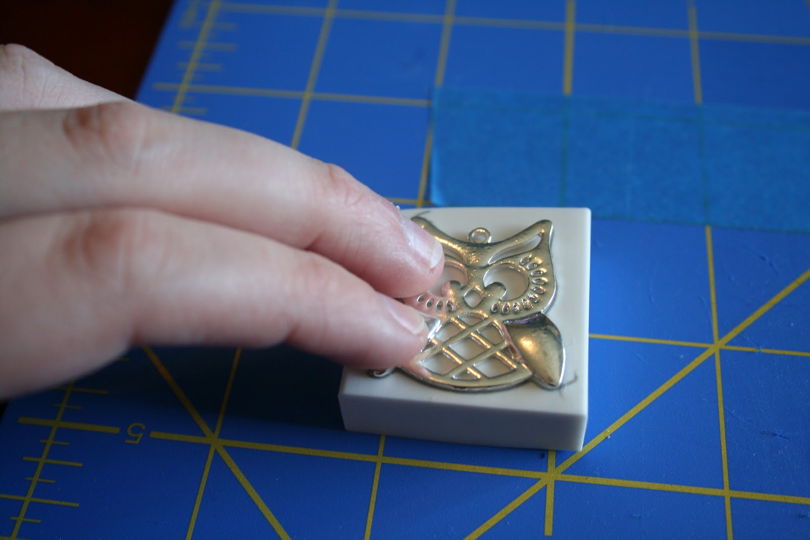 The Experimental Crafter Fabric Stamping Tutorial