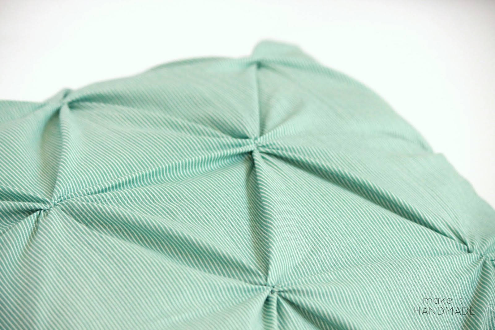 Make It Handmade The Twist Pillow