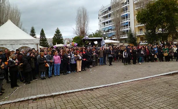 Η Χαλκίδα γιόρτασε τα Κούλουμα με Γωγώ Τσαμπά (ΦΩΤΟ & ΒΙΝΤΕΟ)