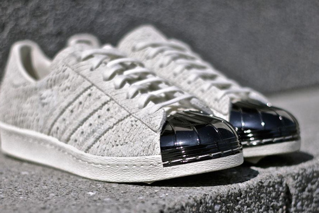 hard shell toe adidas