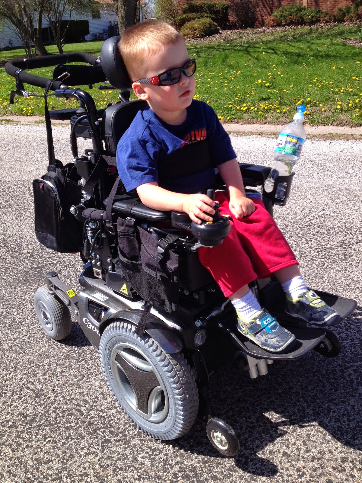 Hop on the bus, Gus New Power Chair Permobil K300, C300 ; and a test