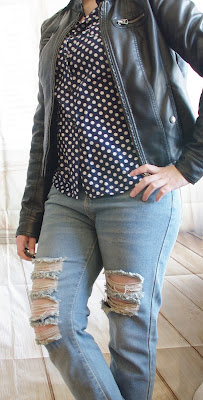 How to style a Boyfriend Jeans: Dots Blouse