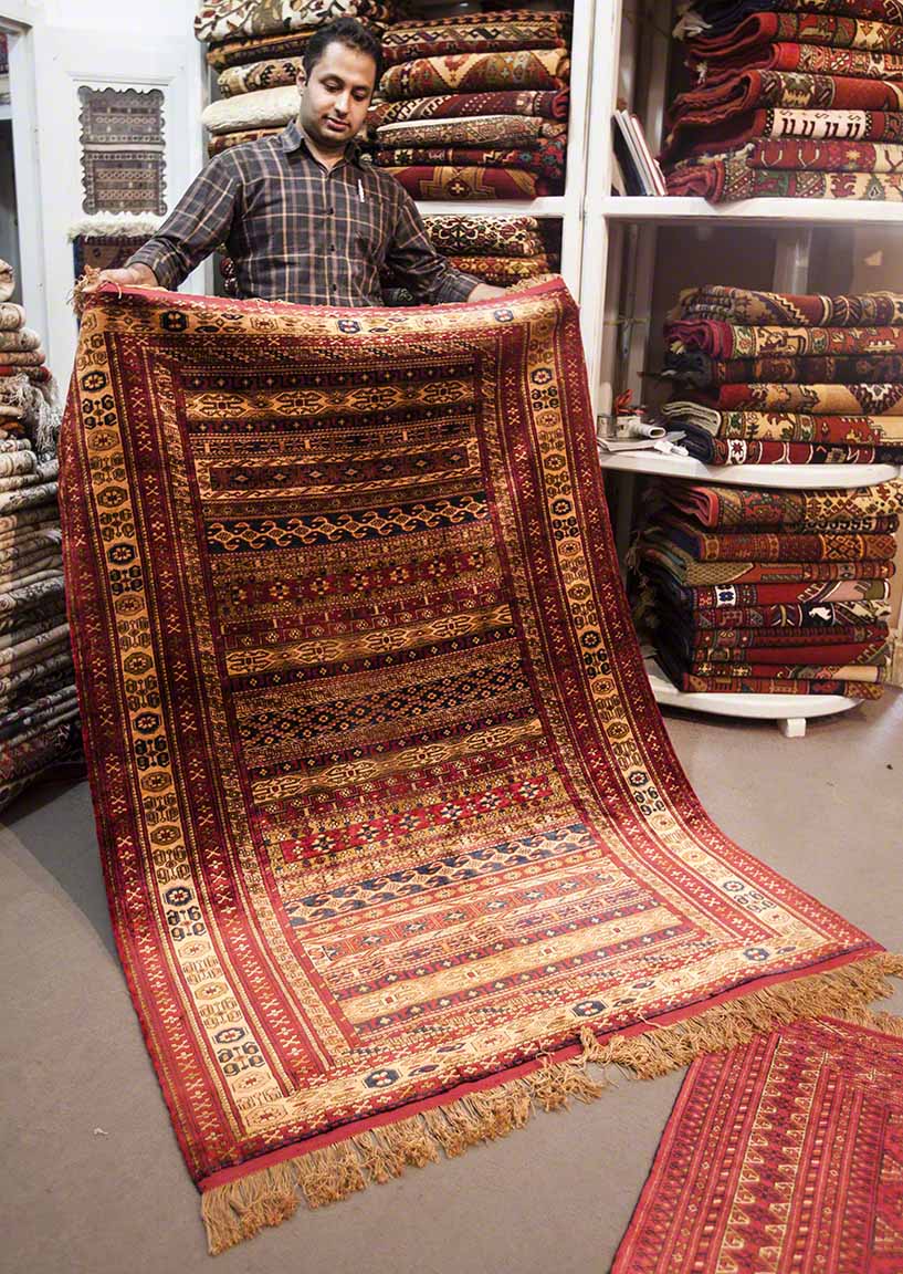 Don Croner’s World Wide Wanders Iran Yazd Carpets