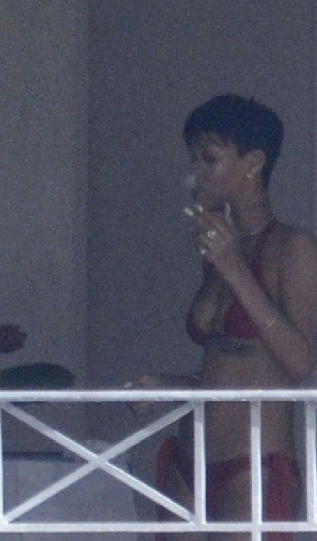 Nude hot tub party girls