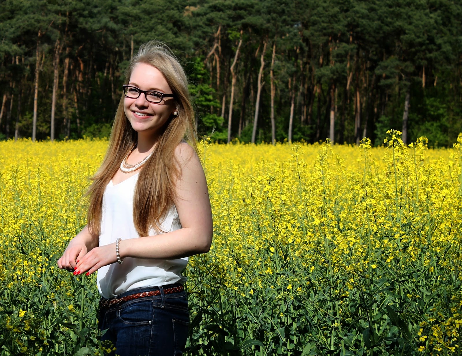 Pin Von Lululicious Auf Yaaassss Queen Blonde Haare Mit Pony