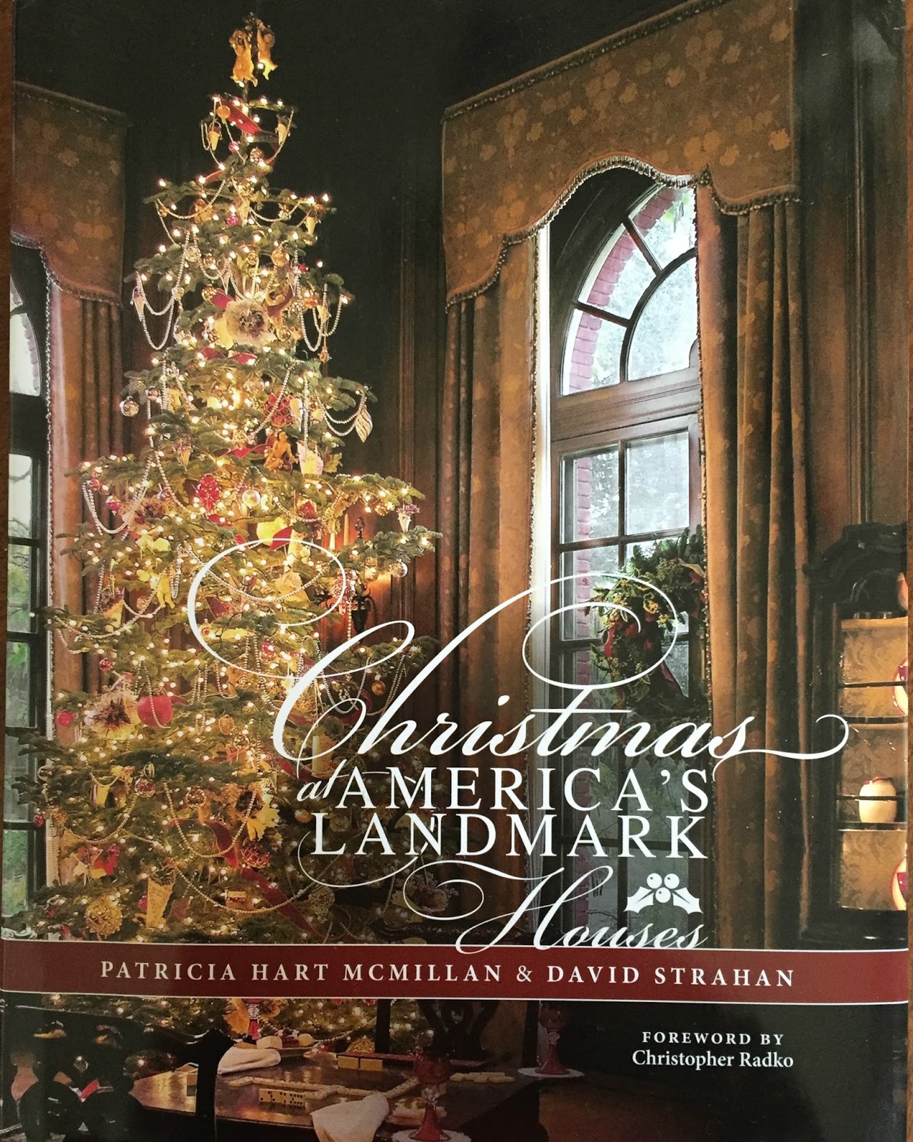 My great challenge: christmas house tour Christmas at America's Landmark Houses - Purple Chocolat Home