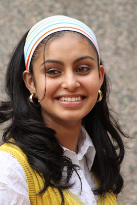 http://2.bp.blogspot.com/-1i7eBryHW4s/TX-SwuYqJyI/AAAAAAAADx4/V0ApN2vyca8/s1600/Abhinaya-1%2B%25284%2529.jpg