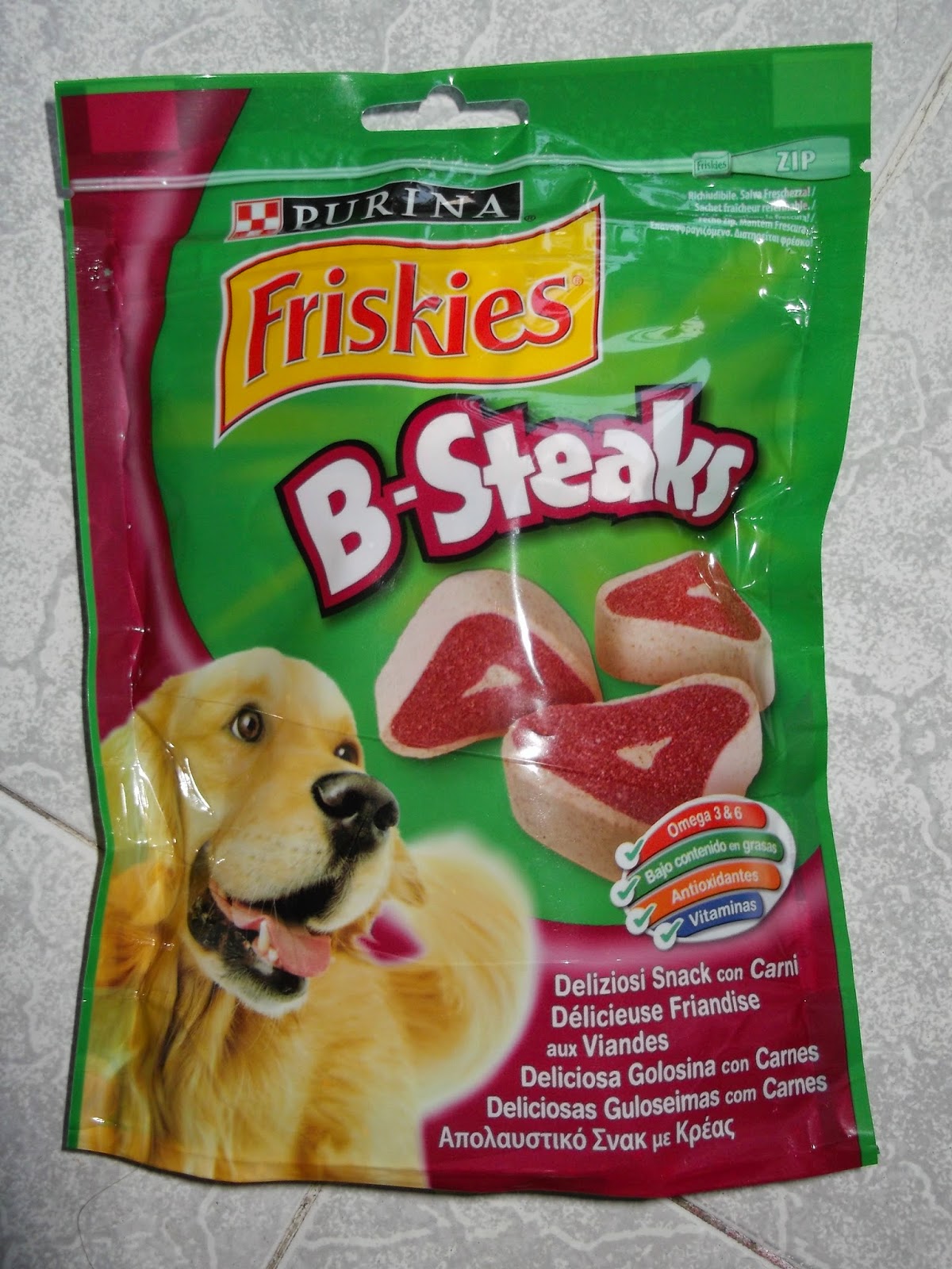 Friskies B-Steaks