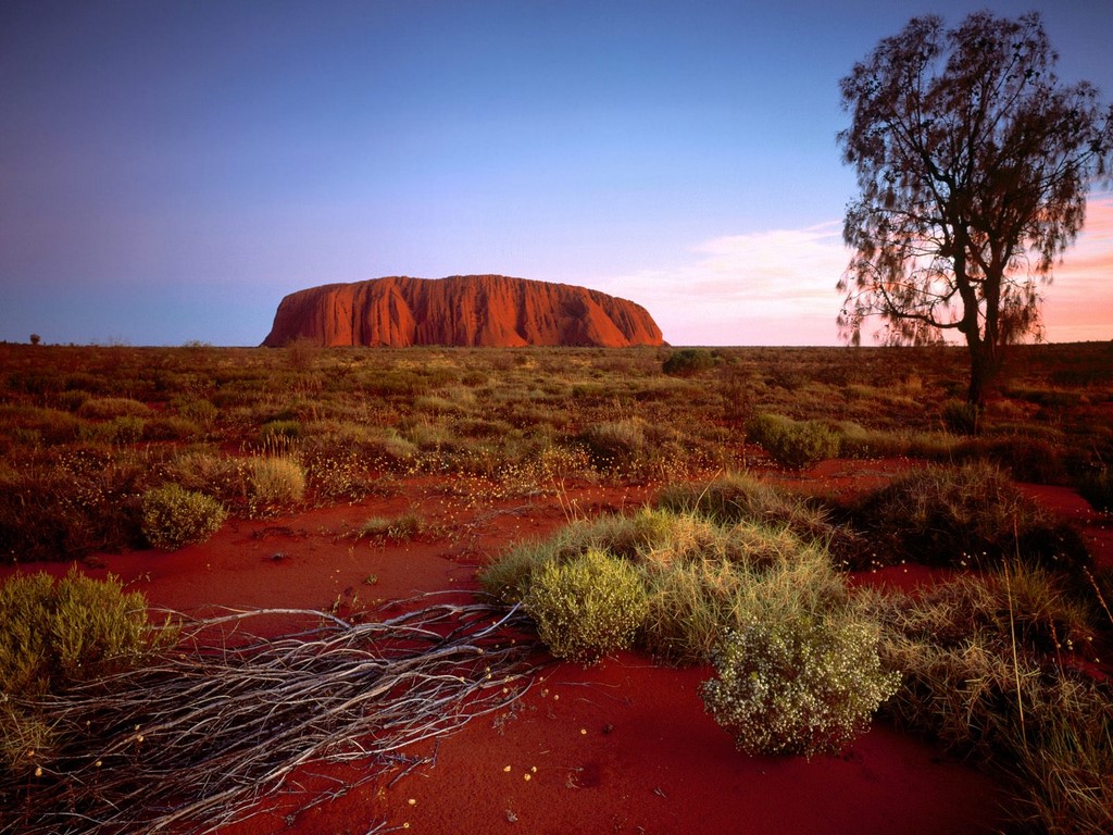 http://2.bp.blogspot.com/-1iwCQufb8ZI/T2x_-G8pMxI/AAAAAAAAAAc/v9ECR6AAVIc/s1600/ayers-rock-northern-territory-australia1.jpg