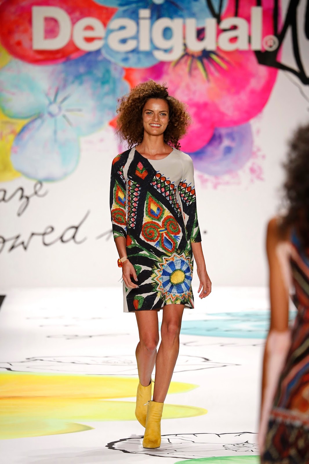 collection yes desigual