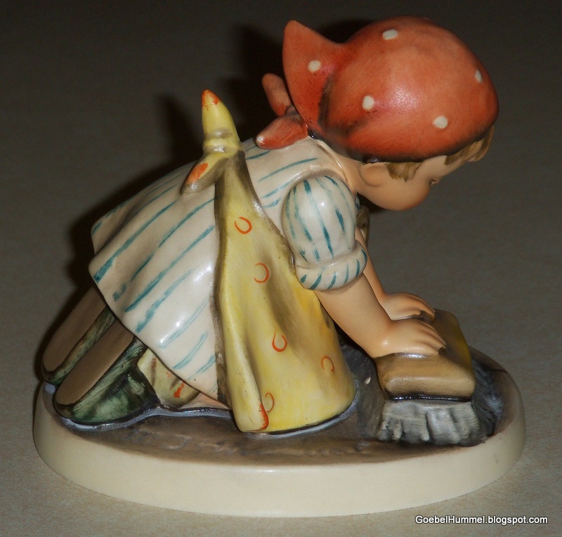 Goebel Hummel Goebel Hummel Figurine Big House Cleaning 363 TMK5