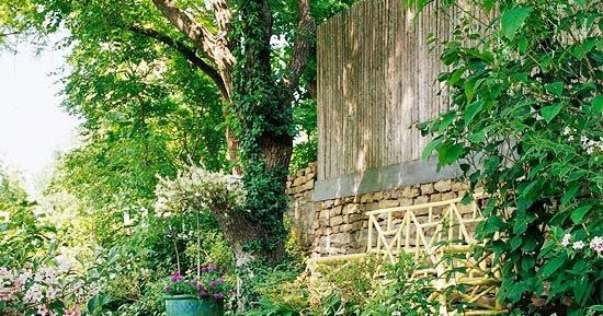 how to a not to escape the yard gardenlovers create a shady escape a shaded side yard might seem like a hopeless how to a not to escape the yard gardenlovers create a shady escape a shaded side yard might seem like a hopeless
